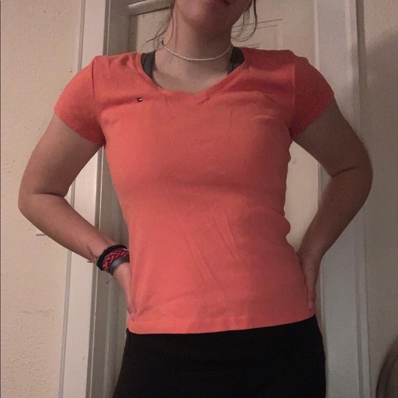 Tommy Hilfiger t-shirt - Picture 2 of 2